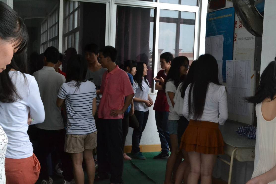 ���ٱ���ʦ��ԺTNCЭ����ϯ֣�����ڳ���Ͳ���ѡ���ı���