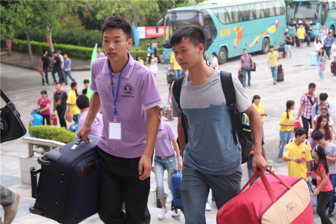 糿˵㣬ïѧԺӭһ߷