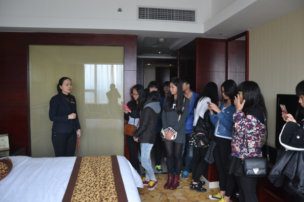 14酒店办参观五星级酒店