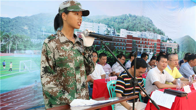 先进个人代表许晓婷发言