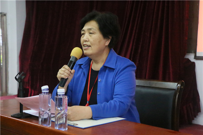 党委书记韩淑芳