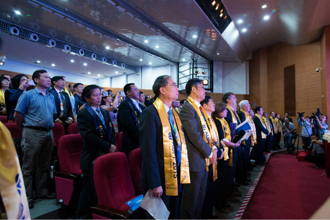 ȫ���Ա�������