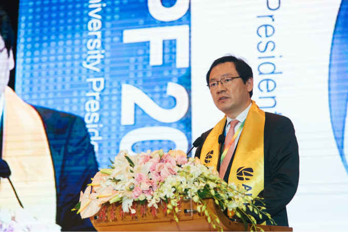 �żù�ףԸ������̳�ܳ�Ϊ��õ�һ�����޴�ѧУ����̳