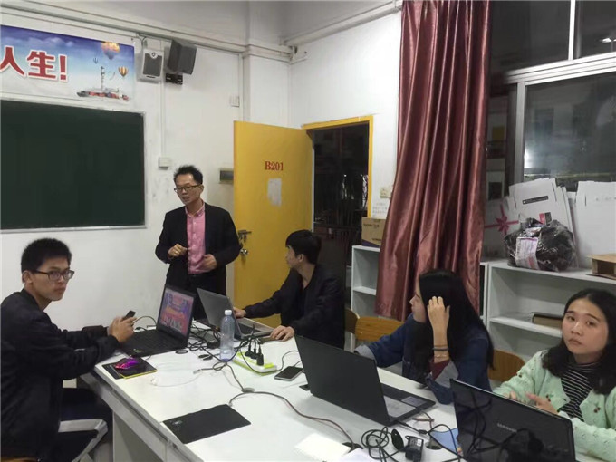 创业学院院长顔惠雄