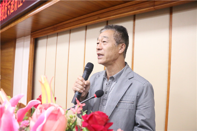 12单振东副院长主持