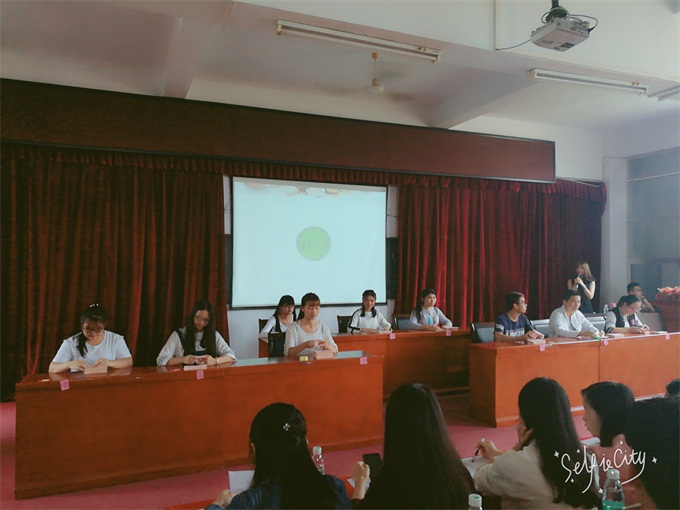 չʾ��ɵ�ѡ����