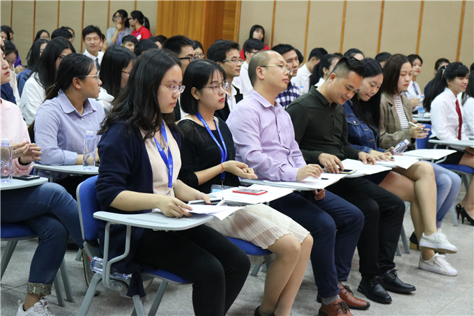 �ֳ���ί��