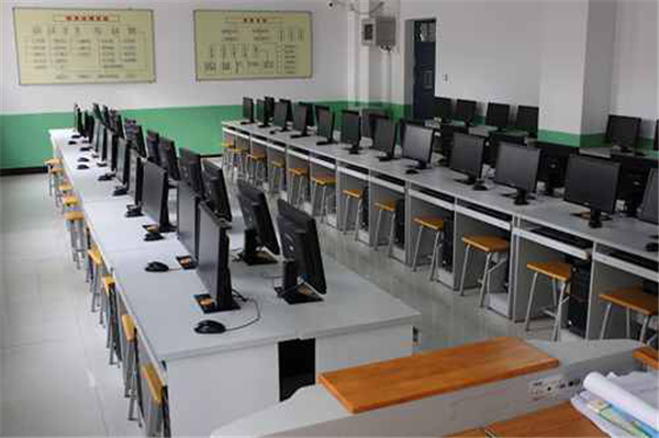 ��˰һ�廯ʵѵ��