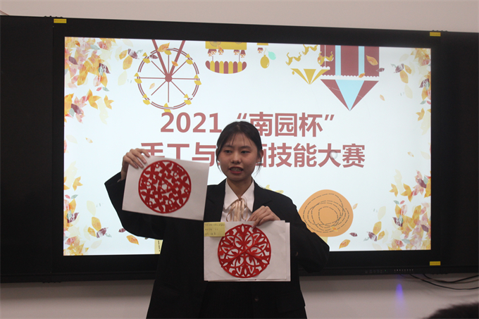 �ֹ��滭����