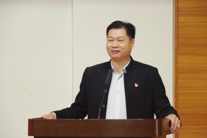 ѧУ��ί����������������ֻ���